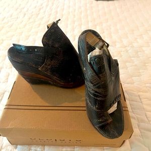 New Bed Stu Brown Leather Wedge Sandal 7.5